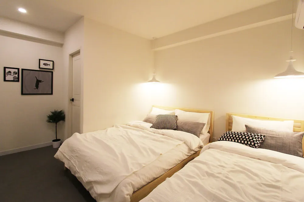Mono House Hongdae Hotel Seoul