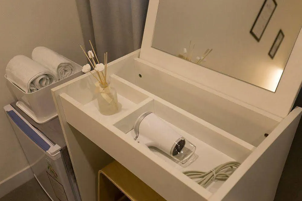 Mono House Hongdae Hotel Seoul