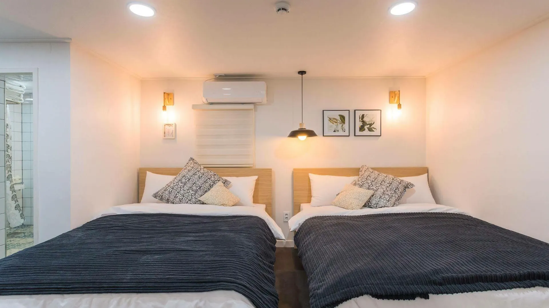 Mono House Hongdae Hotel Seoul